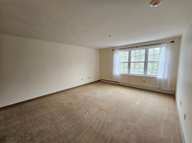 APT-217 - 486 Nashua St, Condo with 1 bedrooms, 1 bathrooms and null parking in Milford NH | Image 4