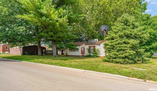 327 S Sangamon St, Lincoln, IL, 62656-2014 | Card Image