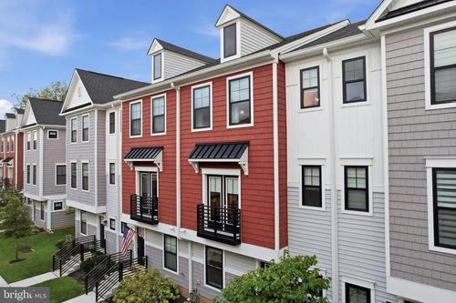 336 Walnut St, COLLEGEVILLE, PA, 19426-3601 | Card Image