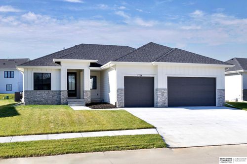 5724 N 208th St, Elkhorn, NE, 68022-5333 | Card Image