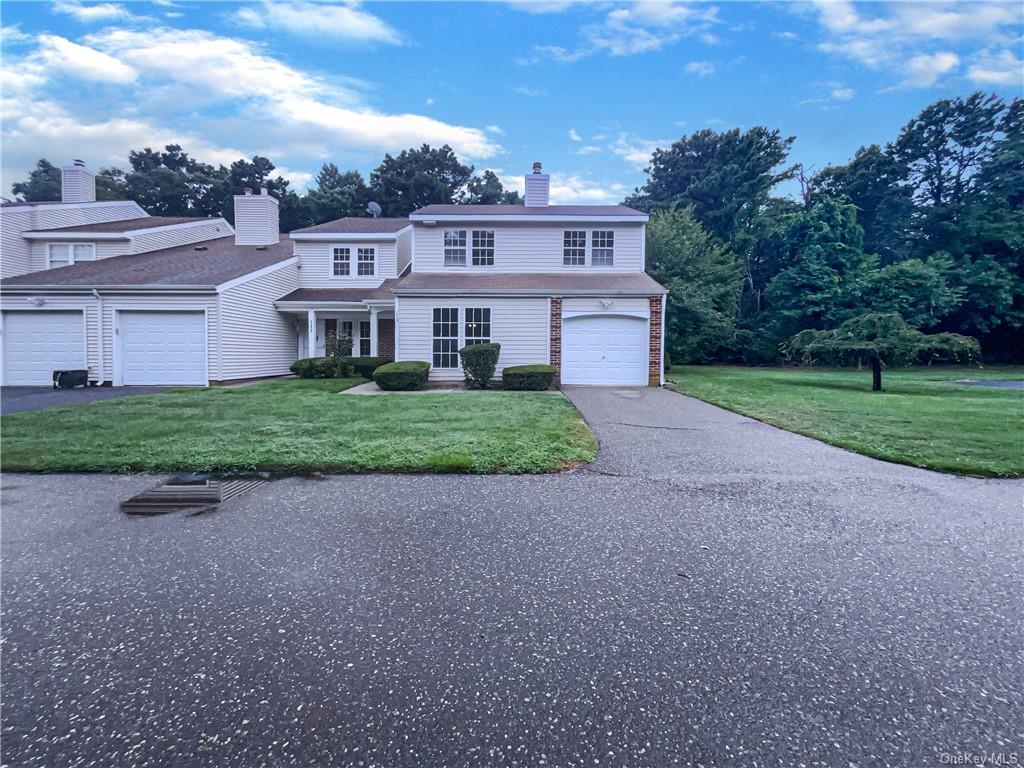 Garden Gate Ct, Middle Island, NY 11953