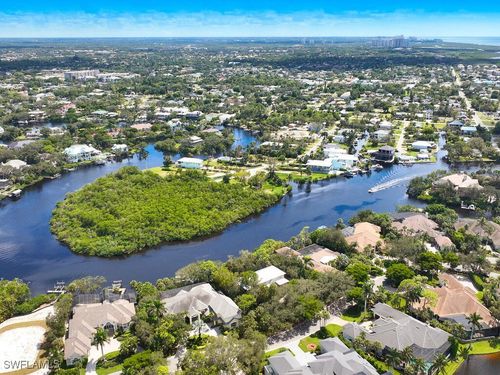 27351 Oak Knoll Dr, BONITA SPRINGS, FL, 34134-8740 | Card Image