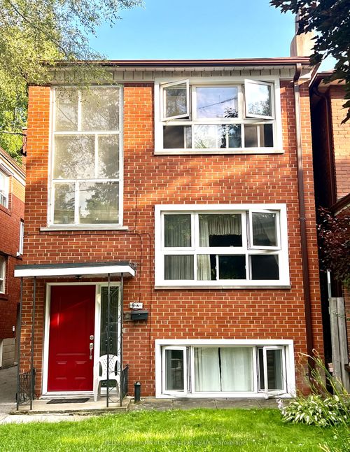 lower-level-9A Winfield Ave, York, ON, M6S2J7 | Card Image