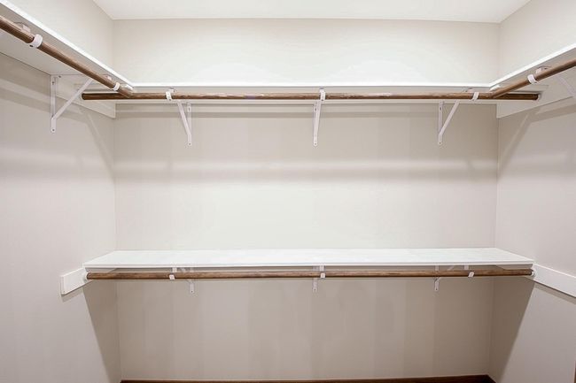 Walk In Closet | Image 12