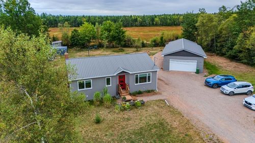 7048 Highway 2, Bass River, NS, B0M1B0 | Card Image