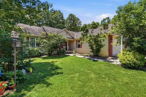 624 Lakeview Dr, Crossville, TN, 38558-8327 | Card Image