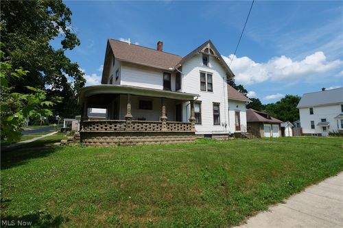 202 Medina St, Lodi, OH, 44254-1108 | Card Image