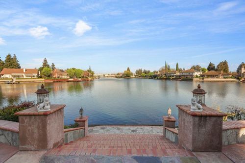 3888 Pine Lake Cir, Stockton, CA, 95219-2023 | Card Image