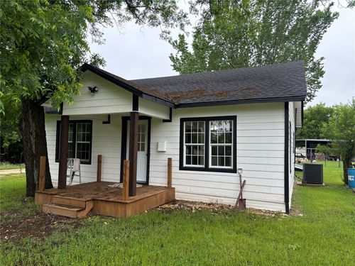 315 S Barry, Mertens, TX, 76666 | Card Image