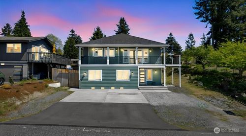 20916 3rd Ave S, Des Moines, WA, 98198-2916 | Card Image