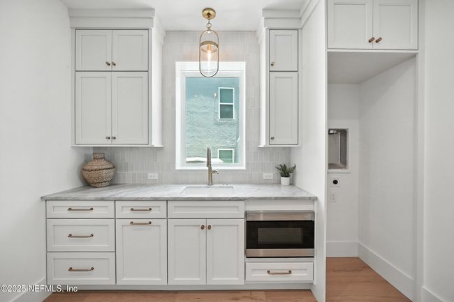 Second Laundry Area | Image 22