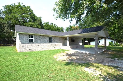 1468 W Division St, Westville, OK, 74965-2404 | Card Image