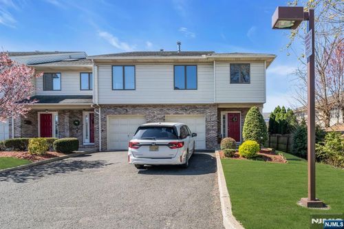 266 Garibaldi Ave, Lodi, NJ, 07644-3745 | Card Image