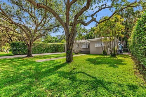 0-7911 Sw 55th Ave, Miami, FL, 33143-5713 | Card Image