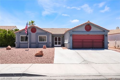 2749 Pinewood Ave, Henderson, NV, 89074-1253 | Card Image