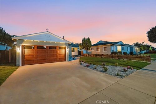 3516 Roxanne Ave, Long Beach, CA, 90808-3016 | Card Image