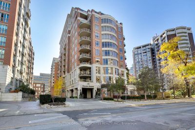 605 - 55 Delisle Ave, Condo with 3 bedrooms, 3 bathrooms and 2 parking in Toronto ON | Image 1