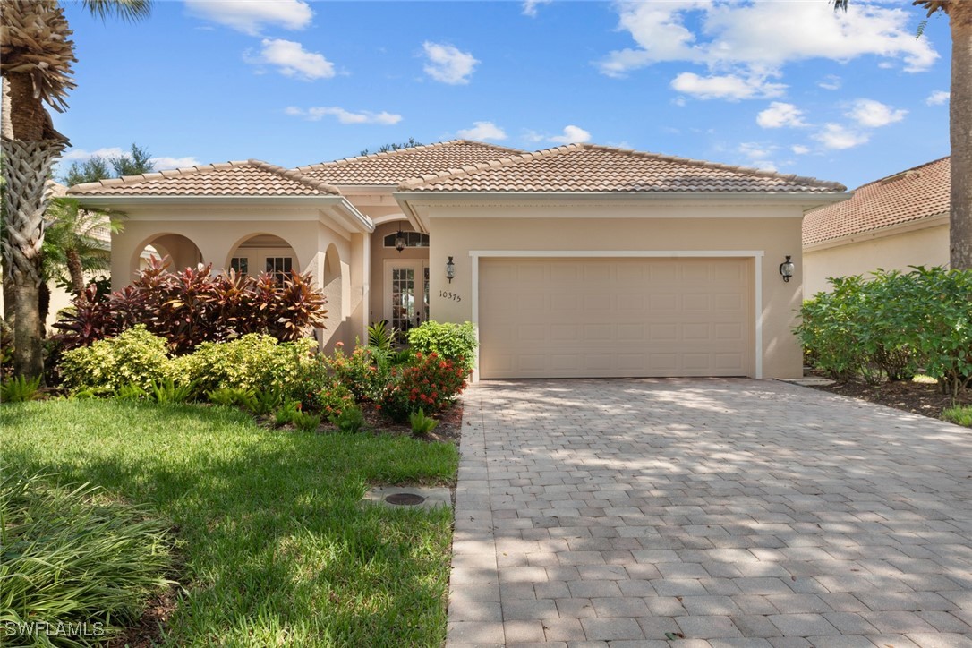 Flat Stone Loop, Bonita Springs, FL 34135