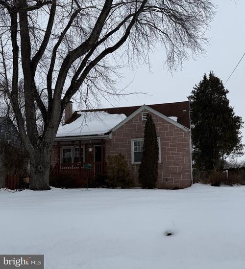 767 Lincoln Rd, BIRDSBORO, PA, 19508-8827 | Card Image