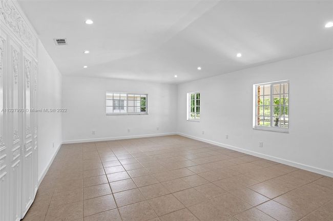 4995 Ponce De Leon Blvd / 1050 Sistina Av, Home with 0 bedrooms, 0 bathrooms and 8 parking in Coral Gables FL | Image 24