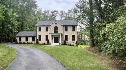 805 Wesley Oak Rd, Sandy Springs, GA, 30328-4739 | Card Image