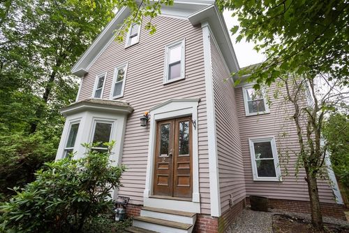 2 Great Rd, Acton, MA, 01720-5602 | Card Image