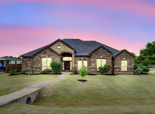 100 Windsor Cir, Waxahachie, TX, 75165-4818 | Card Image
