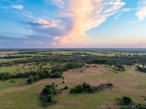 4 E Lone Chimney Rd, Glencoe, OK, 74032 | Card Image