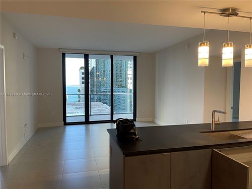 unit-1504-1010 Brickell Ave, Miami, FL, 33131-3760 | Card Image