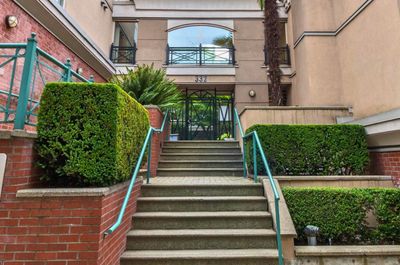 120 - 332 Lonsdale Ave, Condo with 2 bedrooms, 2 bathrooms and 2 parking in North Vancouver BC | Image 3