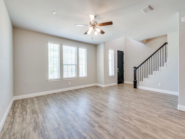 1036 Foxglove Dr, Townhouse with 3 bedrooms, 3 bathrooms and null parking in Carrollton TX | Image 5