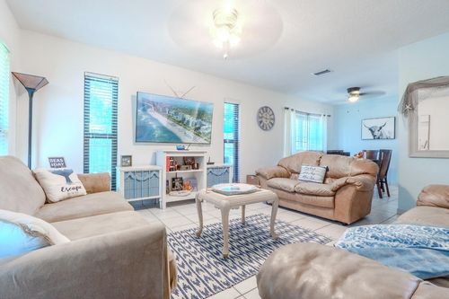 813 Nw 12th Ave, Dania Beach, FL, 33004-2350 | Card Image