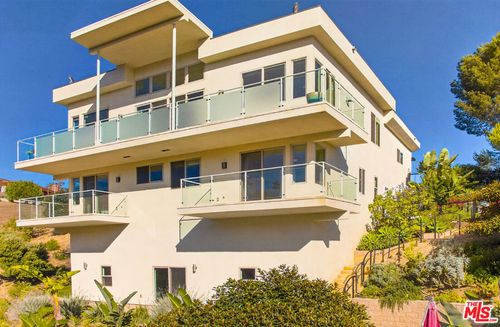 5787 Calpine Dr, MALIBU, CA, 90265-3813 | Card Image