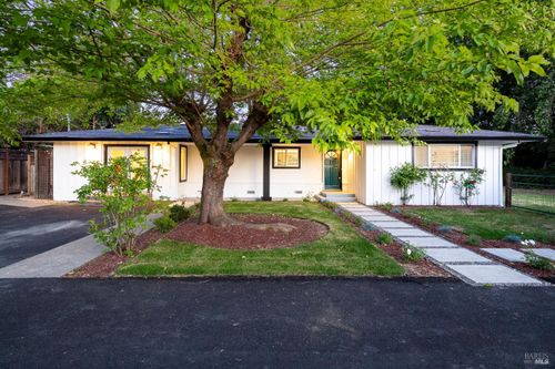 10999 Old Redwood Hwy, Windsor, CA, 95492-8071 | Card Image