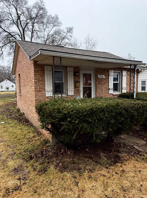 618 S 27th St, South Bend, IN, 46615-2212 | Card Image