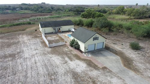 329 Lakeshore Dr, Sandia, TX, 78383-5681 | Card Image