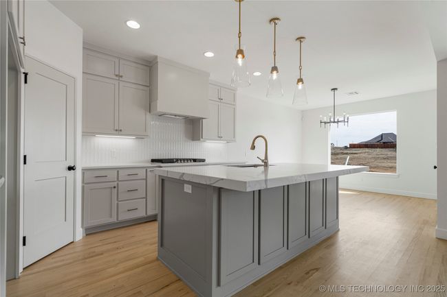 2038 E 129 Th St S, House other with 3 bedrooms, 3 bathrooms and null parking in Jenks OK | Image 14
