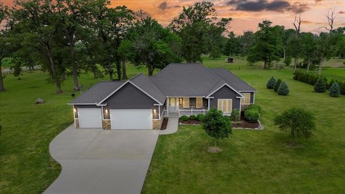17055 N 1112 East Rd, Pontiac, IL, 61764-2912 | Card Image