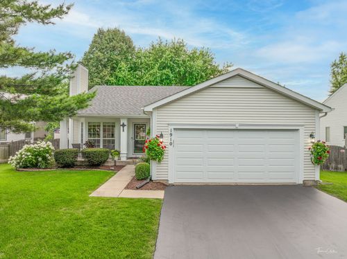 1910 Baldwin Way, Bolingbrook, IL, 60490-6545 | Card Image
