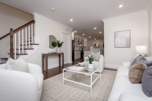 20-20 Sherman St, Needham, MA, 02494-3124 | Card Image