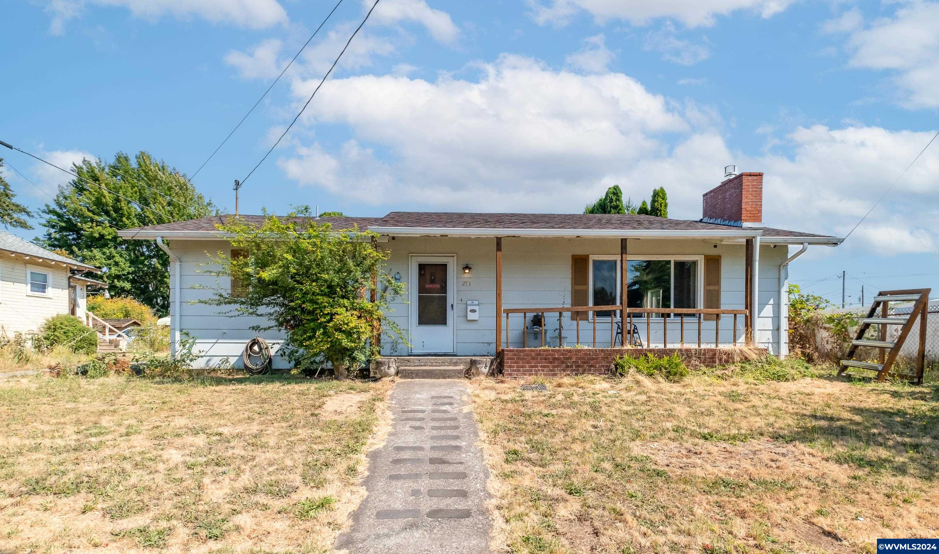 Ash St, Lebanon, OR 97355