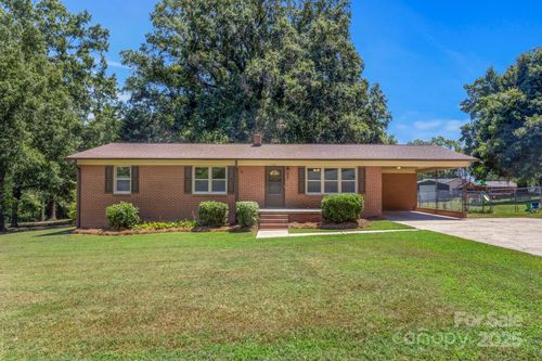 204 Dale Dr, Cherryville, NC, 28021-2120 | Card Image