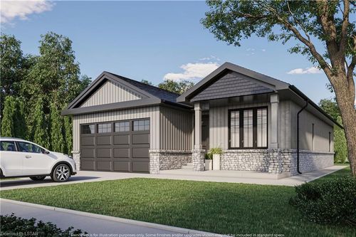 78 Queen St, Ailsa Craig, ON, N0M1A0 | Card Image