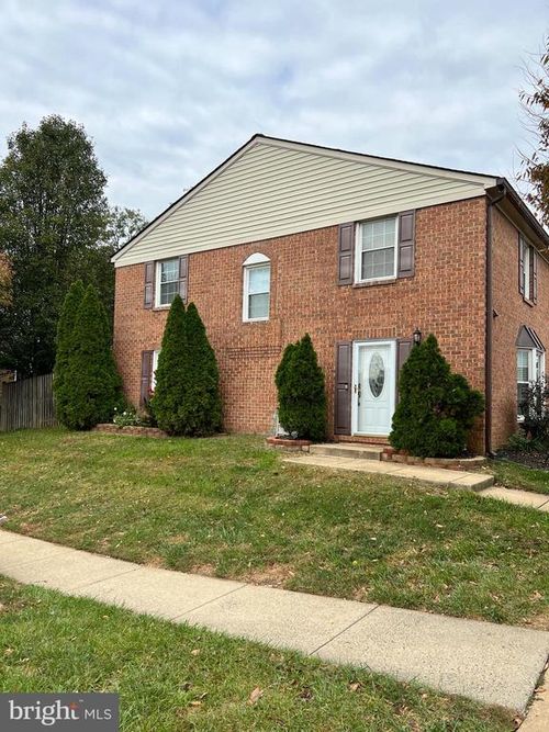 5747-5747 Independence Cir, ALEXANDRIA, VA, 22312-2629 | Card Image