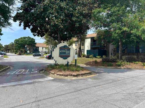 h6-2299 Scenic Hwy, Pensacola, FL, 32503-6691 | Card Image