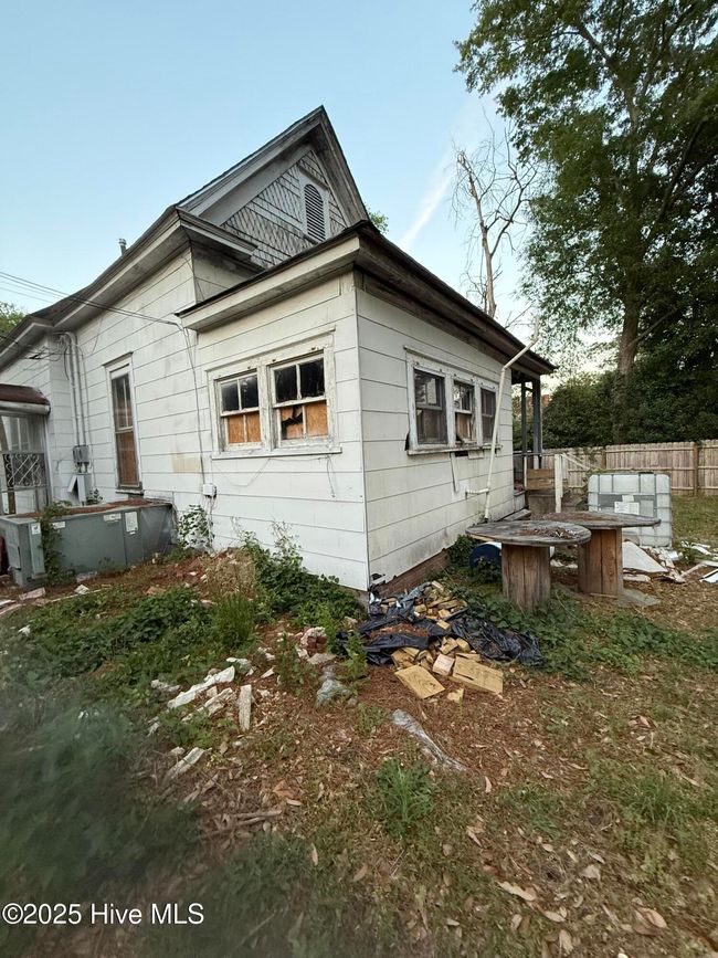 317 Mcdonald Ave, House other with 3 bedrooms, 0 bathrooms and null parking in Hamlet NC | Image 8