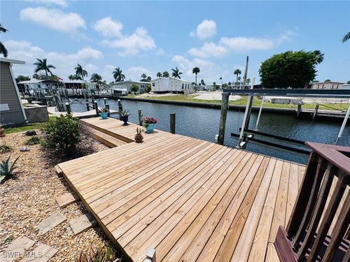11321 Bougainvillea Ln, FORT MYERS BEACH, FL, 33931-3192 | Card Image