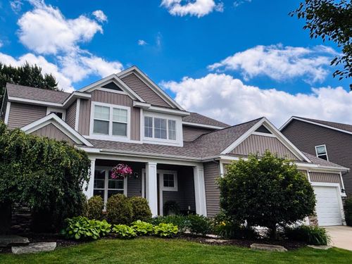 3086 Blairwood Ct, Jenison, MI, 49428-7600 | Card Image