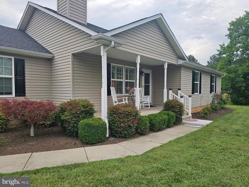1550 Courthouse Rd, CATLETT, VA, 20119-2412 | Card Image