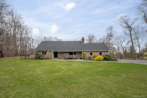 431 Woodbury Rd, Cold Spring Harbor, NY, 11724-2233 | Card Image